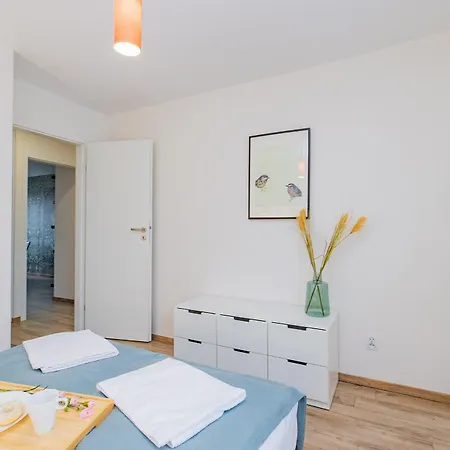Shortstaypoland Bonifraterska Warschau Exterior foto